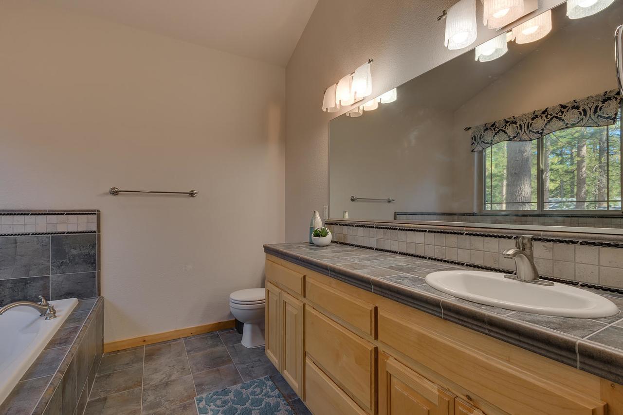 Sugar Pine Lodge - Four Bedroom Home South Lake Tahoe Exterior foto