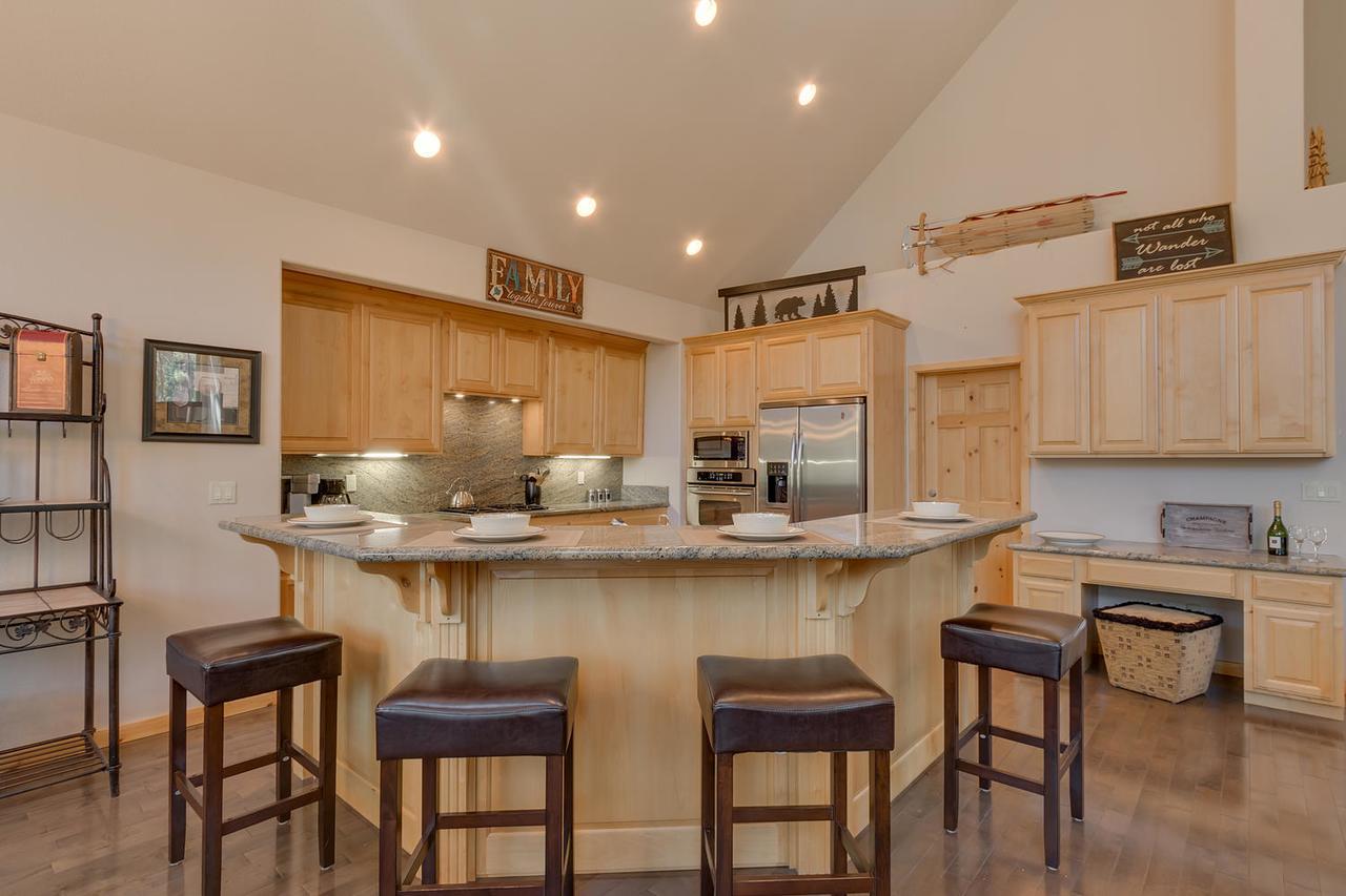 Sugar Pine Lodge - Four Bedroom Home South Lake Tahoe Exterior foto