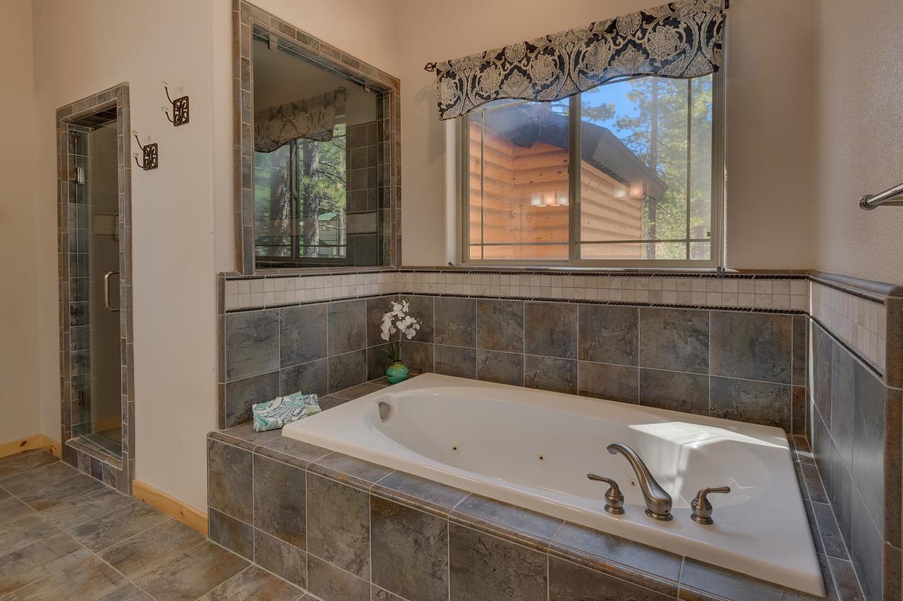 Sugar Pine Lodge - Four Bedroom Home South Lake Tahoe Exterior foto